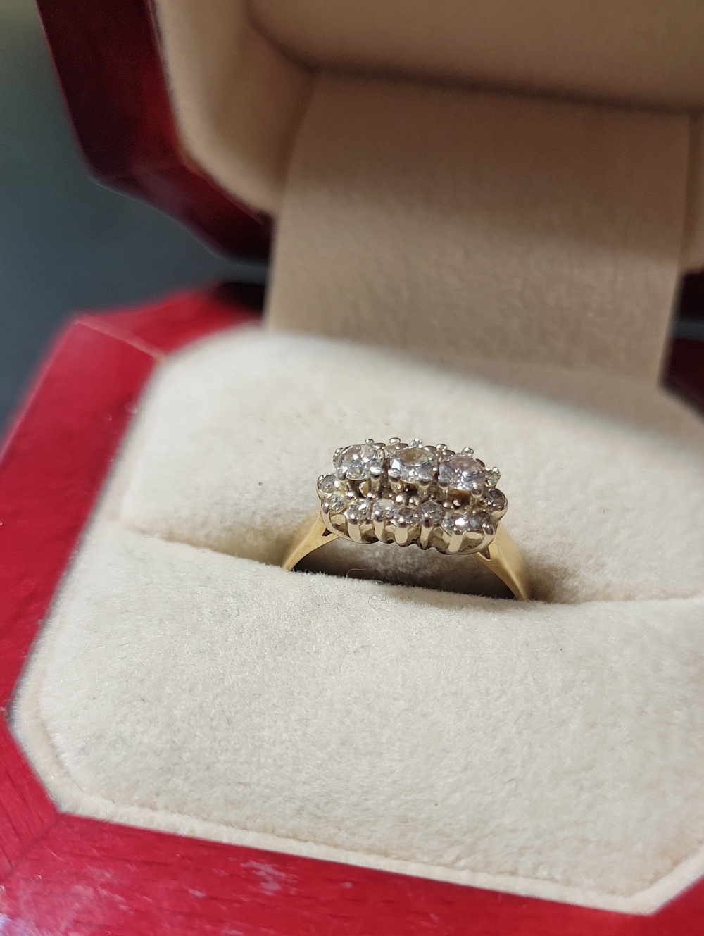 14k Vintage Classic Gold Cluster Diamond Ring - Yellow Gold